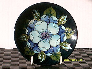 Moorcroft & Coalport. SECONDSTARSHAPEDMOORCROFTPINDISH